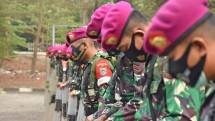  Satgas PAM Menart 2 Marinir Amankan Unras Jakarta