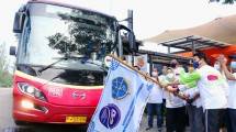 Menhub Budi Karya Sumadi bersama President Director Jababeka Residence Sutedja S. Darmono saat meresmika JR Connexion di Kawasan Jababeka