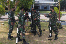Prajurit Yonif 5 Marinir Perdalam Materi Mortir 81 MM