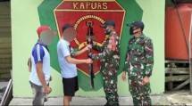 Satgas Yonif 642 Kapuas Amankan Senjata Rakitan Jenis Boumen
