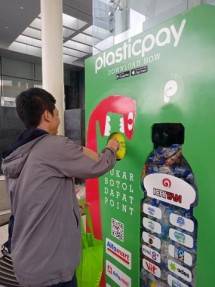 Aplikasi PlasticPay Bantu INOV Perkuat Pasokan Sampah Botol Plastik