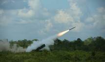 Dahsyatnya Tembakan Astros Yonarmed-1 Kostrad di Martapura