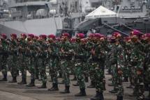 Prajurit dan Material Korps Marinir Ikuti Apel di Dermaga Tanjung Priok