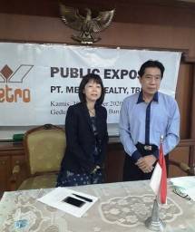 Direktur Utama PT Metro Realty Tbk, Rose Merry Maruli (kiri) dan Direktur PT Metro Realty Tbk, Sukardi (kanan). (Foto: Bang Abe)