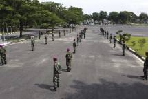 Prajurit Batalyon Howitzer 2 Marinir Berjemur Badan Tingkatkan Imunitas