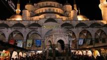 Masjid Biru, di Istanbul, Turki (khoogheem/Flickr)