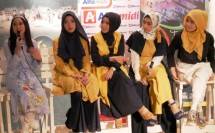 Lesti dan Group Noura Saat Peluncuran Album Hits Religi