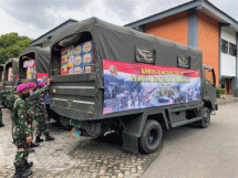 Prajurit Korps Marinir Peduli
