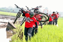 Danyonif 3 Mar Pasmar 2 Pimpin Gowes Sosial