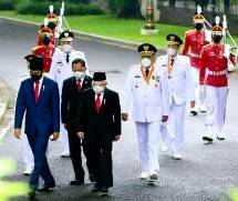 Presiden Jokowi melantik Gubernur dan Wkail Gubernur Kaltara dan Sulut di Istana