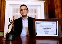 Raih Penghargaan Public Leaders Award, Anies Dielu-elukan Warganet: Selamat Pak! Penghargaan Tidak Pernah Salah Alamat...