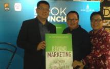 Rektor President University Dr. Jony Oktavian Haryanto SE, MM, MA meluncurkan buku terbarunya Beyond Marketing, Growth & Suistainability.