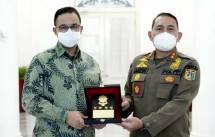 Anies Tuai Pujian Usai Dapet Penghargaan dari Kemendagri RI, Netizen: DKI Banjir Penghargaan! You Are Really Leader Pak...