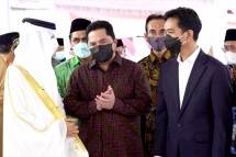 Menteri BUMN Erick Thohir dan Menteri UEA dalam Peletakan Batu Pertama Masjid Agung Syeikh Zayed di Solo