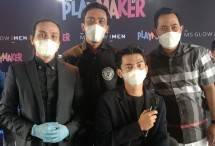 Empat youtuber yang menekuni dunia otomotif, Fitra Eri, Ridwan Hanif, Arief Muhammad dan Motomobi digandeng untuk mempromosikan pomade Playmaker dari MS Glow