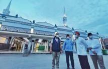 Anies Sulap Wajah Masjid Jami Keramat Luar Batang, Netizen: Alhamdulillah, Maju Kotanya Bahagia Warganya