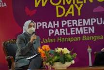 Adde Rosi Khoerunnisa Raih Penghargaan Inspiring Women dari Teropong Parlemen Award 2021