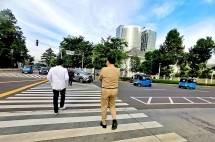 Gubernur Jakarta Anies Baswedan Di Jalan Salemba Raya