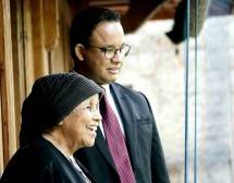 Gubernur DKI Jakarta Anies Baswedan dan Ibunda Aliyah