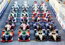 Ilustrasi Balap Mobil Formula E