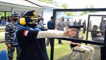  Lantamal VI menembak