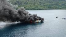 KKP dan Kejaksaan Tenggelamkan 10 Kapal Illegal Fishing di Laut Natuna Utara
