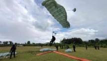 Latihan Harpuan Freefall Prajurit Denpandutaikam Brigif PR 3/3 Kostrad