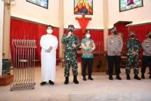 Panglima TNI Terbang ke Makassar Pastikan Paskah 2021 Aman