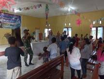  Prajurit TNI dari Yonif 13 Braja Sakti Bersama Masyarakat Rayakan Paskah di Perbatasan RI-PNG