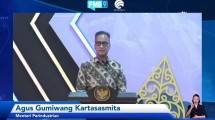 Menteri Perindustrian Agus Gumiwang Kartasasmita