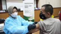 Pasca Vaksinasi, Dexa Group Berikan Perlindungan Imun Tubuh untuk Tenaga Kesehatan dan Anggota Kepolisian