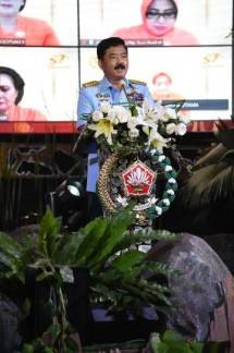 Panglima TNI Marsekal TNI Hadi Tjahjanto, S.I.P