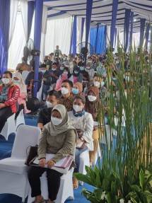 PT Bank Tabungan Negara (Persero) Tbk. terus memacu realisasi penyaluran kredit dengan menggelar akad massal. Terlampir siaran pers dan semoga bermanfaat. Terima kasih