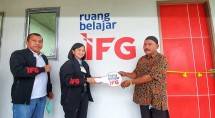 IFG Resmikan Ruang Belajar di Desa Cileuksa yang Terdampak Banjir Bandang, Maknai Hari Kartini
