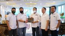 Ketua IMI Bambang Sosatyo