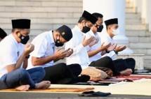 Presiden Jokowi Sholat Ied di Istana Bogor