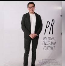 Pakar krisis komunikasi, Dr Firsan Nova 