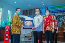 Menperin Agus Gumiwang Kartasasmita
