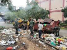 Prajurit Yonif 642 Kapuas Terlibat Kegiatan Sosial Bersama Masyarakat Sanggau