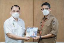 Menteri Pariwisata dan Ekonomi Kreatif/Kepala Badan Pariwisata dan Ekonomi Kreatif Sandiaga Salahuddin Uno dan PB Ikatan Dokter Indonesia (IDI) Berencana Akan Berkolaborasi Dalam Mengembangkan Wisata Kesehatan (medical tourism) dan Wisata Kebugaran (wellnes tourism) di Indonesia. (Dok: Kemenparekraf)