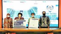 Ki-ka: Direktur Keuangan dan Perencanaan Strategis Surveyor Indonesia, Rosmanidar Zulkifli; Deputi Kepala BPKP Bidang Investigasi, Agustina Arumsari; Kepala Biro Umum, Raden Suhartono; Direktur Bureau Veritas Indonesia, Didie B Tedjosumirat
