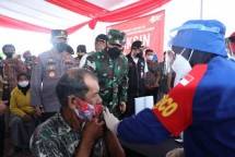 Panglima TNI Marsekal Hadi Tjahjanto, S.I.P