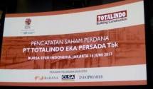 PT Totalindo Eka Persada Tbk (TOPS) (Foto Abraham Sihombing)