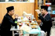 Gubernur Anies dan Ridwan Kamil Sarapan Bareng