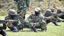 Prajurit Petarung Gurita Cakti Yonif 5 Marinir Latihan Menembak