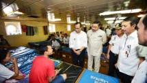 Di Pelabuhan Balikpapan, Menhub Inspeksi KM. Labobar (Foto Humas)