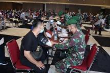 Prajurit TNI Terus Gencarkan Serbuan Nakes 