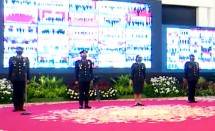 Presiden Jokowi Anugerahkan&nbsp;Tanda Kehormatan Bintang Bhayangkara Nararya&nbsp;Buat Kombes Pol Ribut, AKP Ery dan Bripka Mahfud!