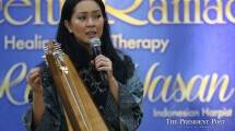  Maya Hasan Tampil Memukau di Music For Healing di Senior Living DKhayangan Jababeka