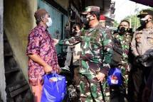  Panglima TNI Marsekal Hadi Tjahjanto Optimis Target 70 Persen Vaksinsi di Jakarta Terlaksana